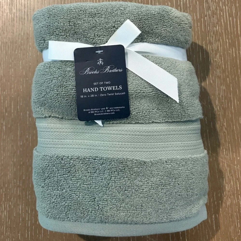 Brooks Brothers Set of 2 Hand Towels 18x28 Super Soft Cotton New NWT